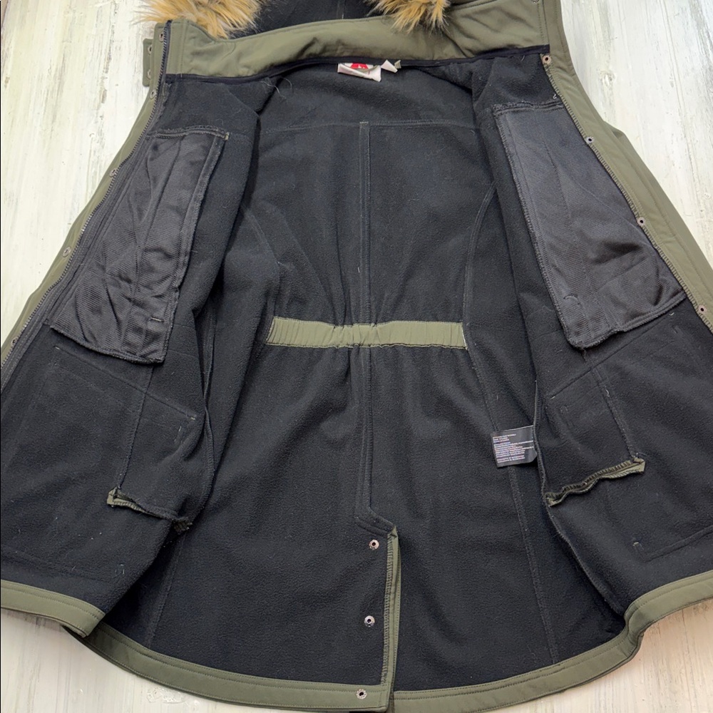 Canada Weather Gear Faux Fur Trim Hooded Parka Army/Forest Green Sz L - Picture 15 of 16